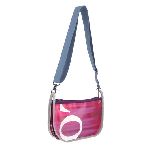 Jenny Bag by Oscar Munro