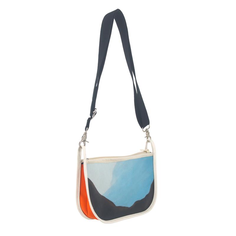 Jenny Bag by Oscar Munro