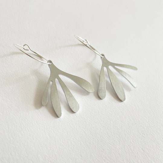 Silver Aluminium Arame Earrings by Tom Pigeon