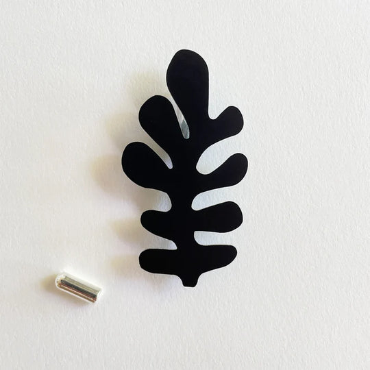 Pin Brooch in black aluminium by Tom Pigeon