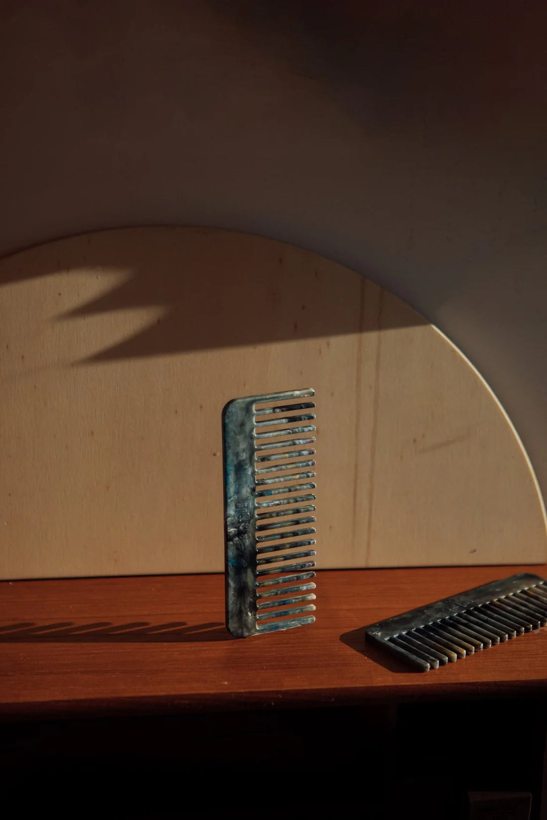 Marble grey Comb by Mull Club