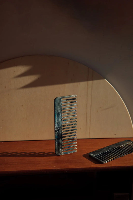 Marble grey Comb by Mull Club