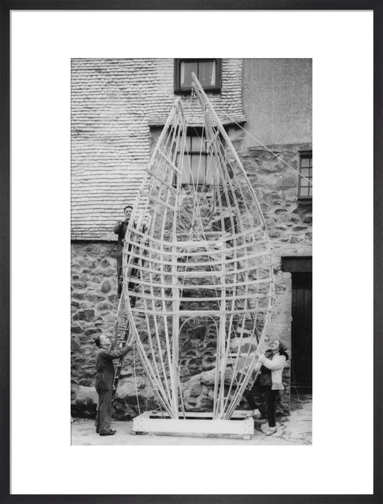 Barbara Hepworth working on the first stage of Winged Figure prototype, 1962.
