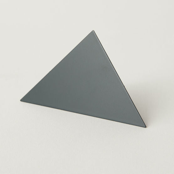 Geometric Photo Clip - Grey Triangle